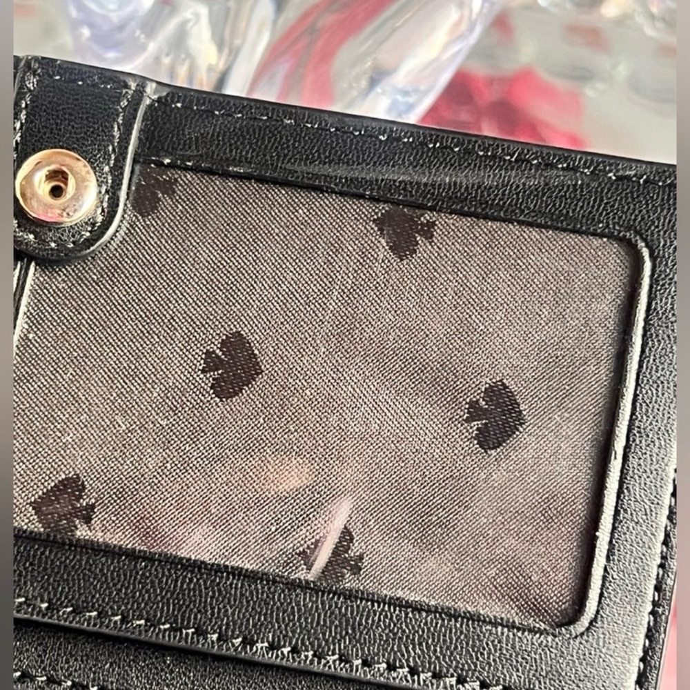 kate spade two-tone black and blush Saffiano leather wallet - Picture 6 of 7